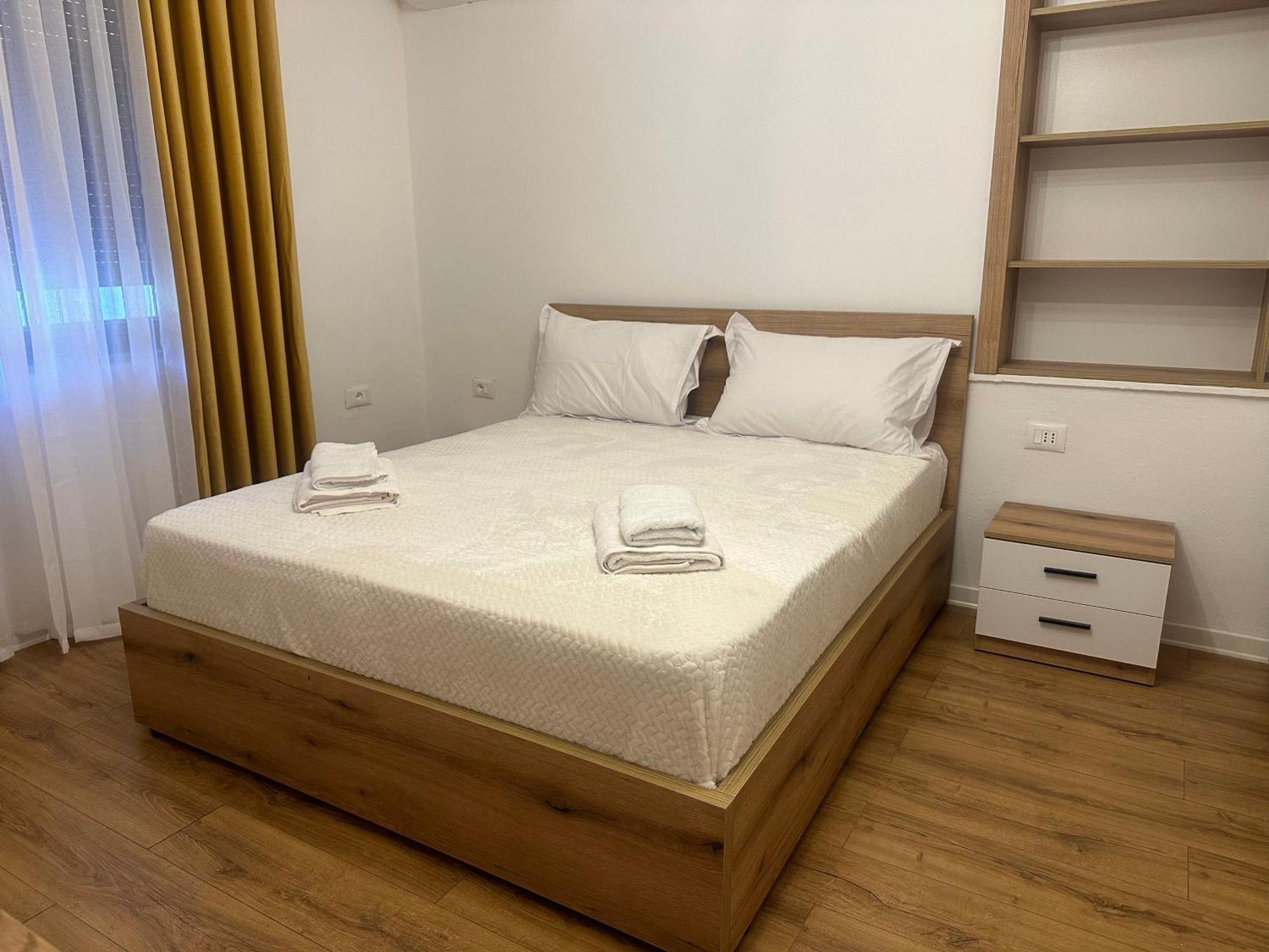 Vera'S Apartment Тирана Экстерьер фото